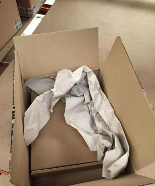以下图片是亚马逊对于产品高度高于5cm的包装盒,对应:标准包裹